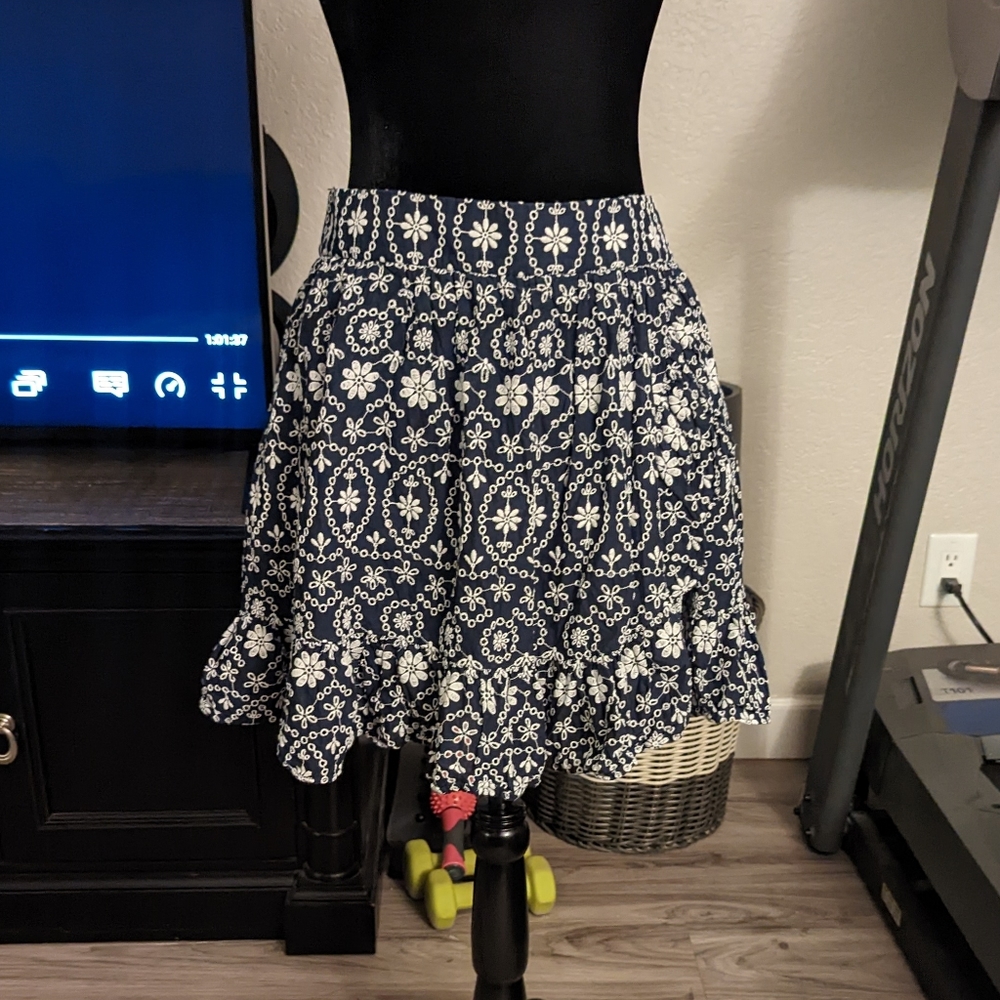 Kate Spade Floral mini skirt size 8